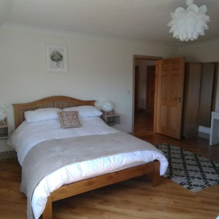 Burren Rock Farmhouse B&B Turlough  외부 사진