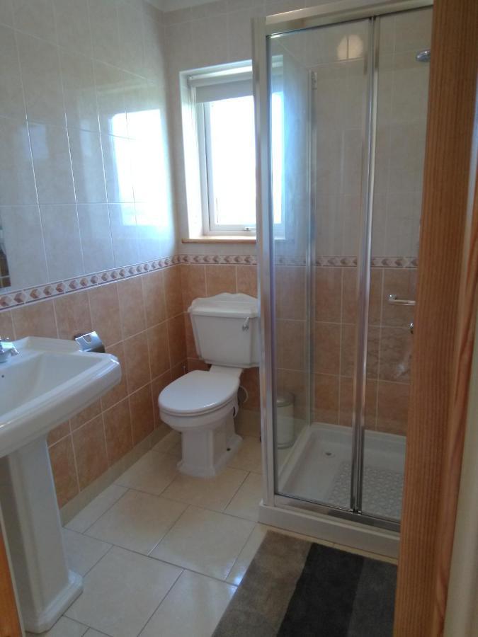 Burren Rock Farmhouse B&B Turlough  외부 사진